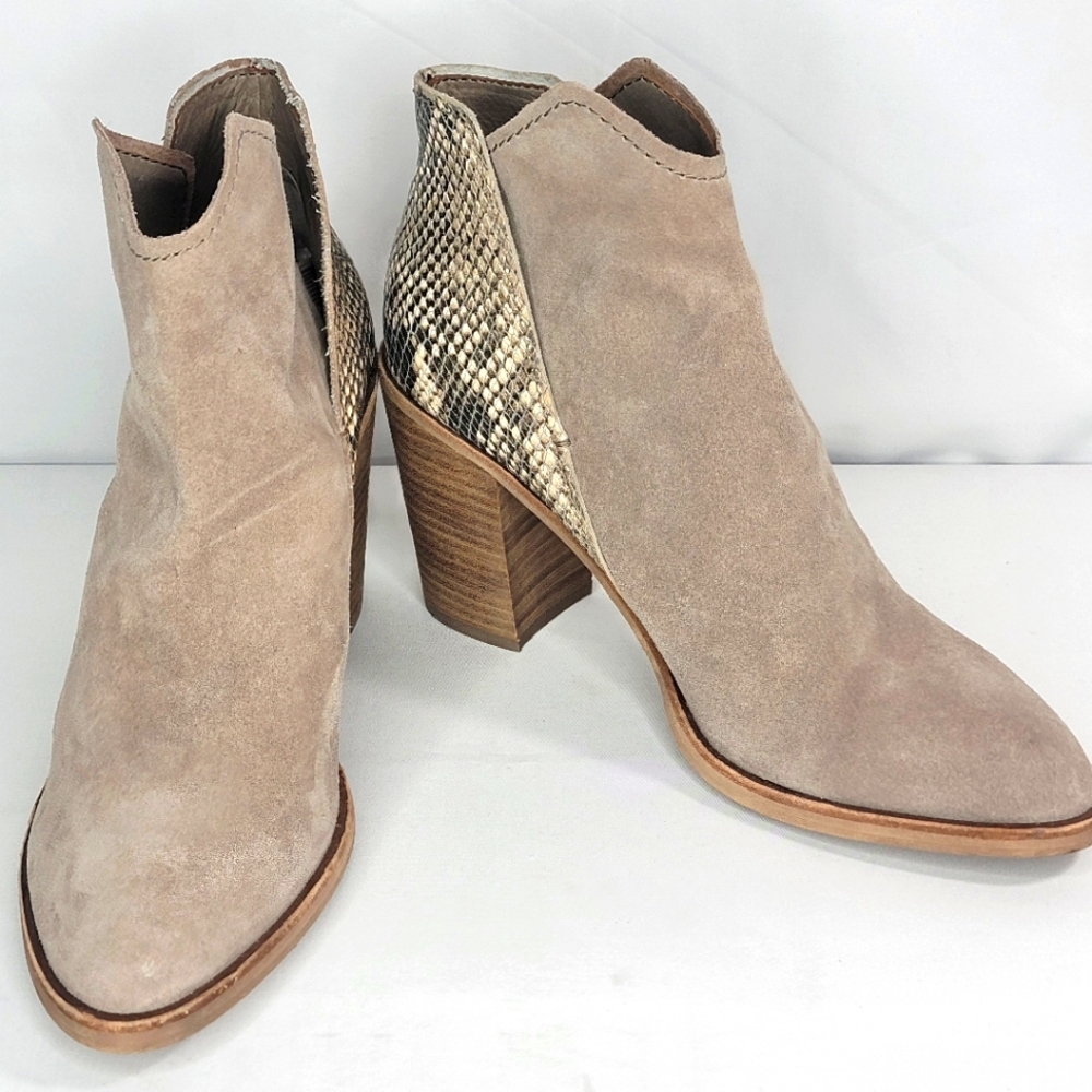 Dolce Vita Leather and Animal Print Booties Size 10. S1278‎